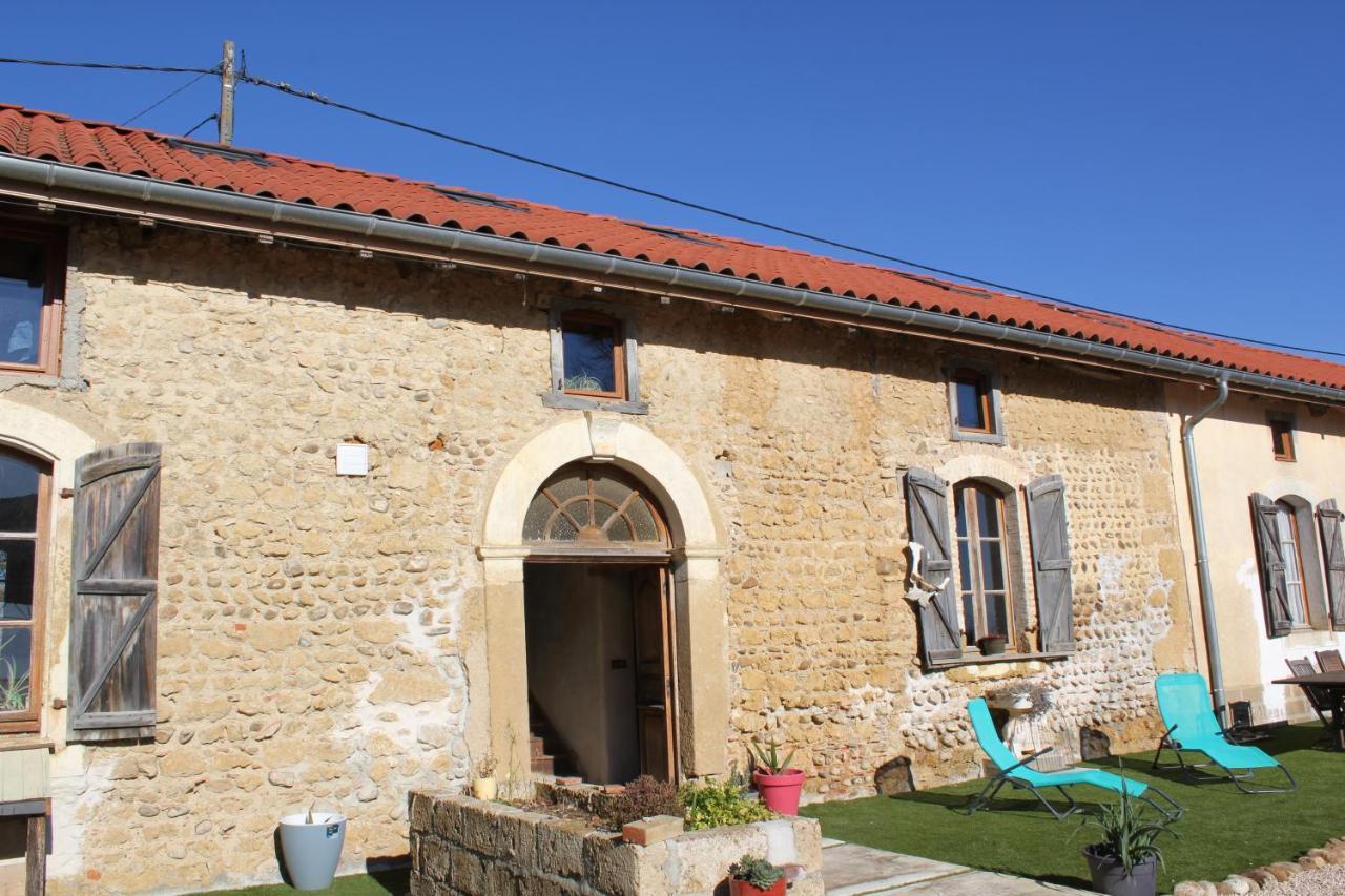 Hello Pyrenees Villa Castelvieilh Bagian luar foto